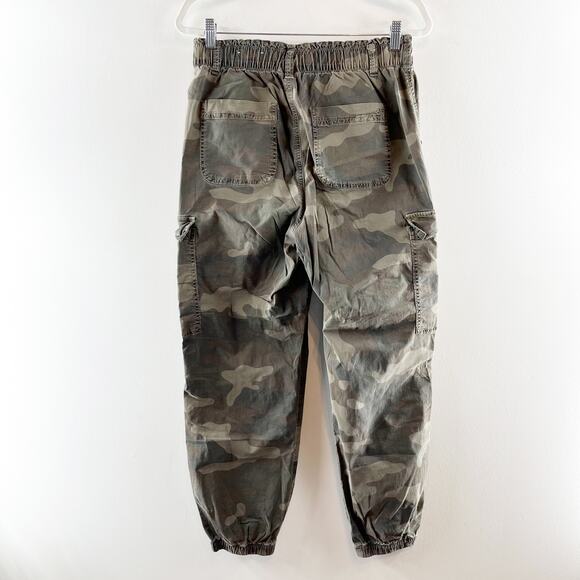 American Eagle Camo High Rise Jogger Cargo Pants Green 10 - Picture 4 of 9